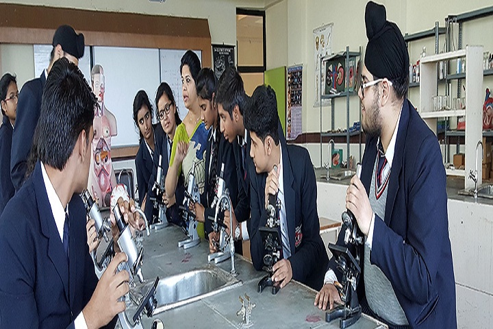 Maharishi Markandeshwar International School-BiologyLab