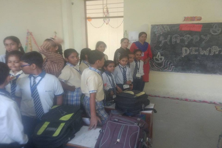 Maharaja Aggarsain Senior Secondary Public School-Class