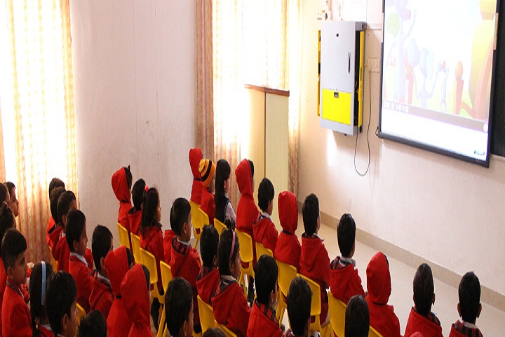 Maharani Lakshmi Bai Trilok Chand School-Class
