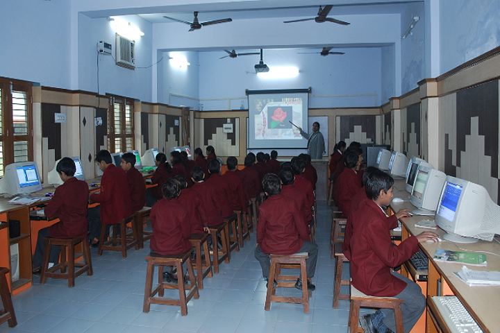 Malviya Shiksha Sadan-Computer Lab