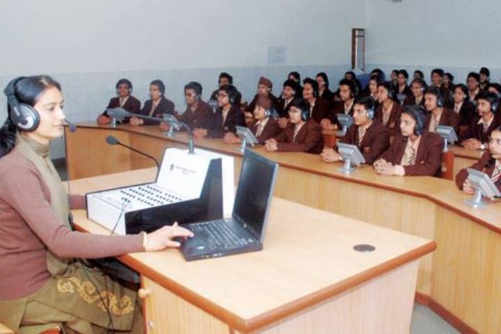 Manav Mangal School-Language Class