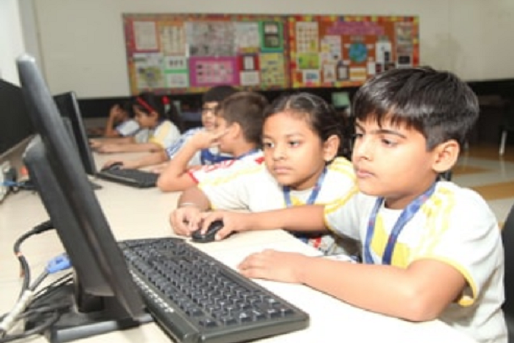 Manav Rachana International School-Computer Lab
