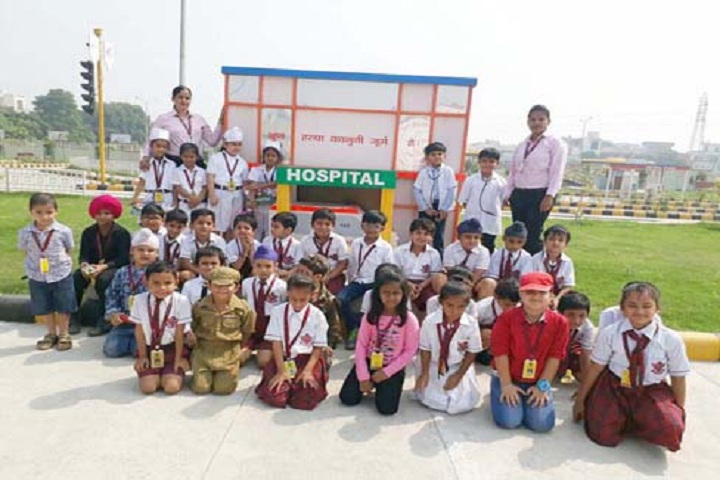 Montfort World School