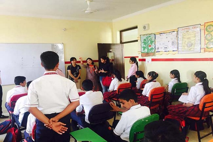 Montfort World School
