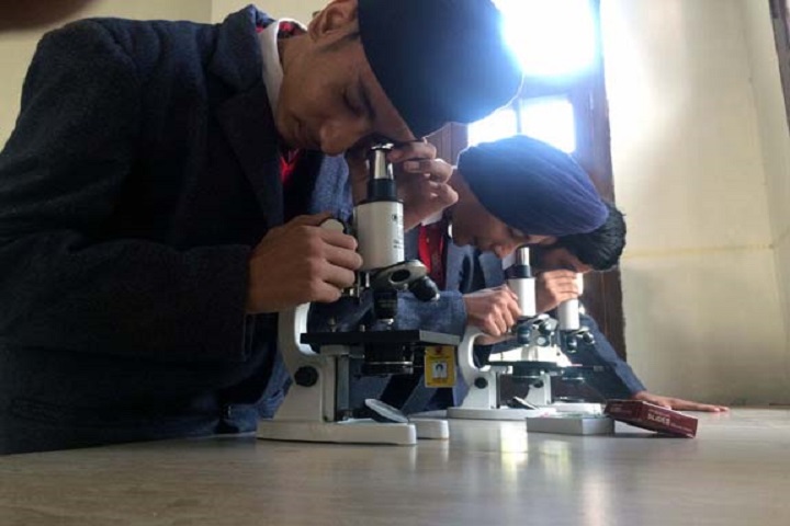 Montfort World School-Biology-Lab