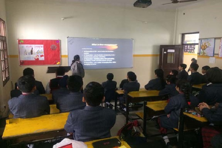 Montfort World School-Class