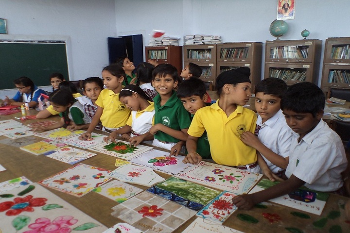 Moti Ram Arya Modern Public School-Art and Craft3