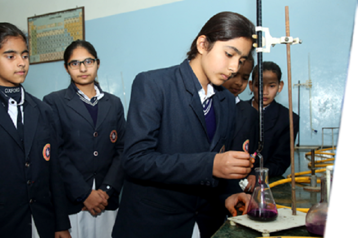 Oxford Public School-Science Lab