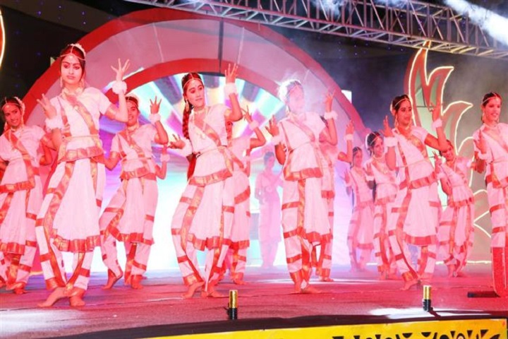 R K Memorial Senior Secondary School-Dance Performance