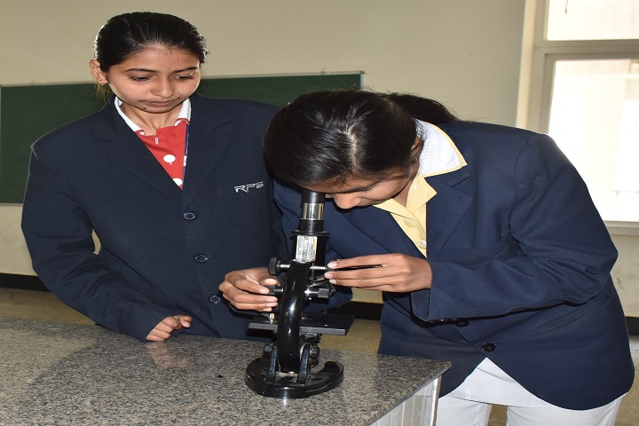 R P S Public Senior Secondary School-Biology Lab