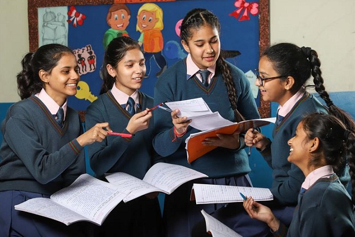 Rabindranath World School-Classroom