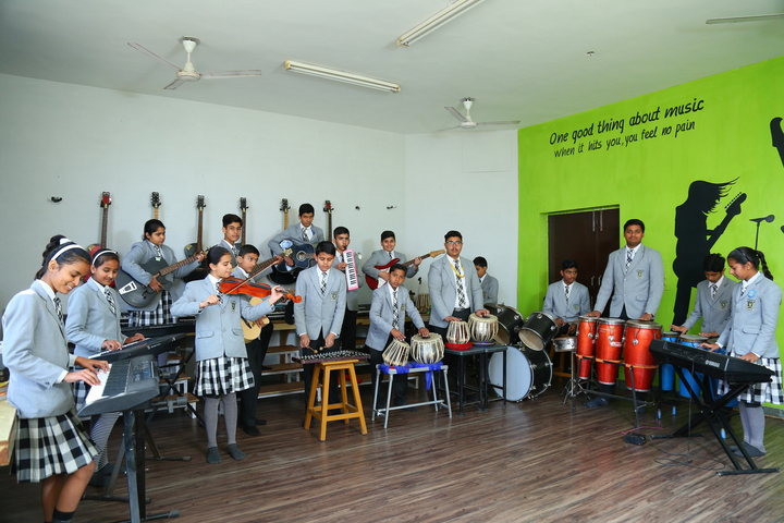 Raunaq Public School-Music Class