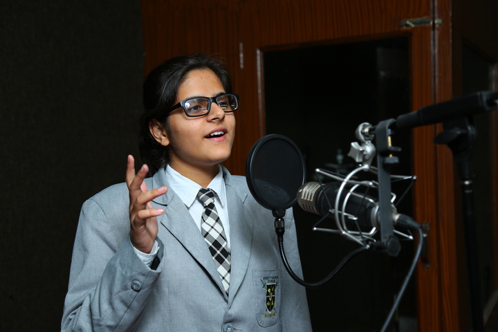 Raunaq Public School-Singing