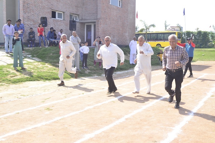 Rishikul World Academy-Grand Parent Activity