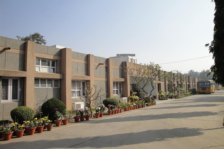 S D Adarsh Vidyalaya-School Building