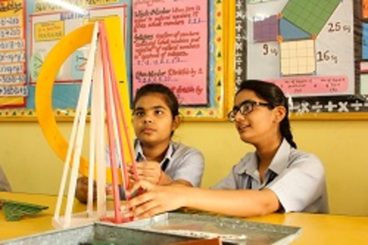S D Adarsh Vidyalaya-Maths Lab