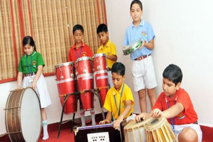 S D Public School-Music Room