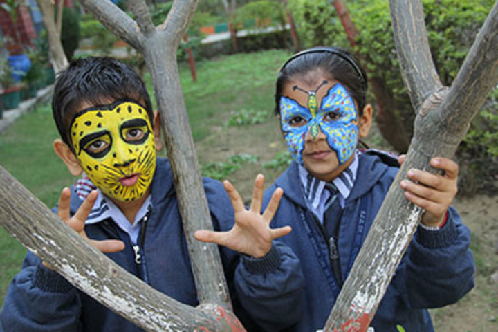 S E D Senior secondary School-Face Painting Activity