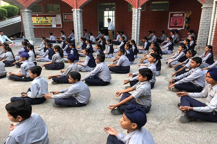 S M S Memorial Public School-Yoga