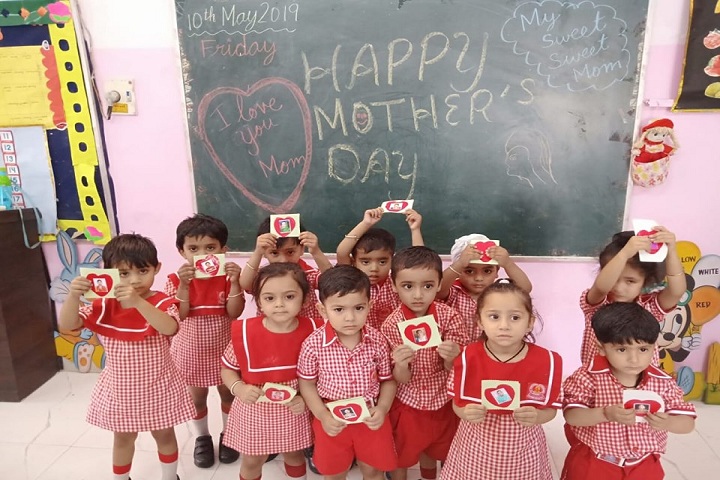 Saint Vivekanand International School-Mothers Day