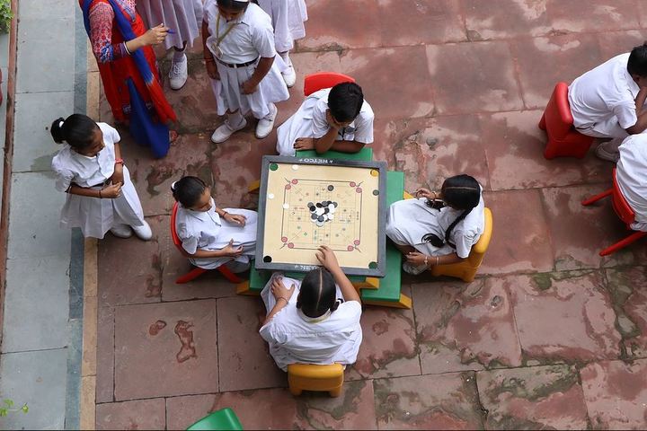 Saint Vivekanand International School-Indoor Games