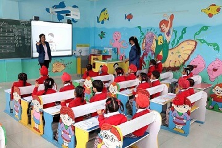 Sant Ishar Singh Academy-Classroom