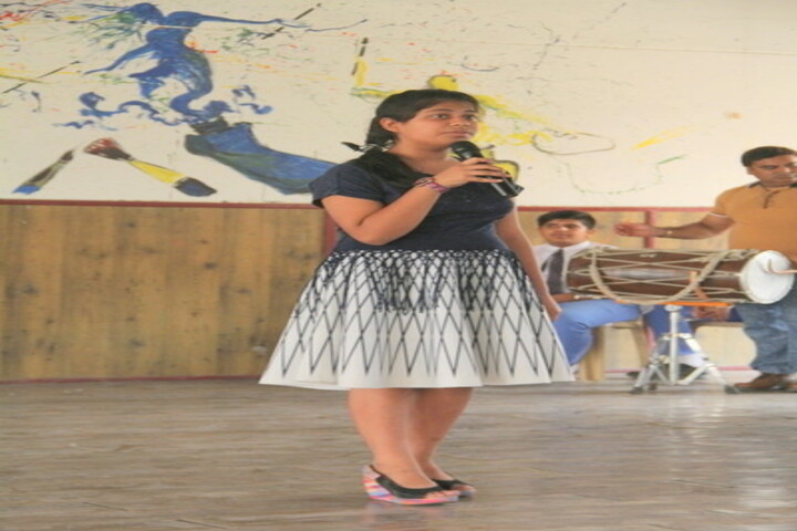 Sant Nischal Singh Public School-Singing Competition