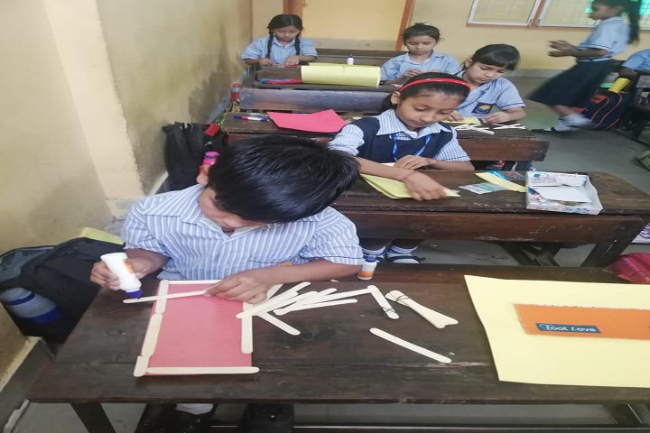 Saraswati High School-Art