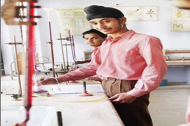 Saraswati Senior Secondary School-Physics Lab