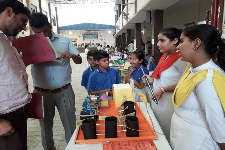 Saraswati Vidya Mandir-Science Exhibition
