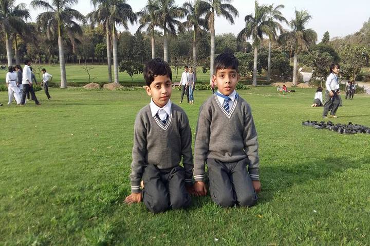 Satyam Modern Public School-PlayGround