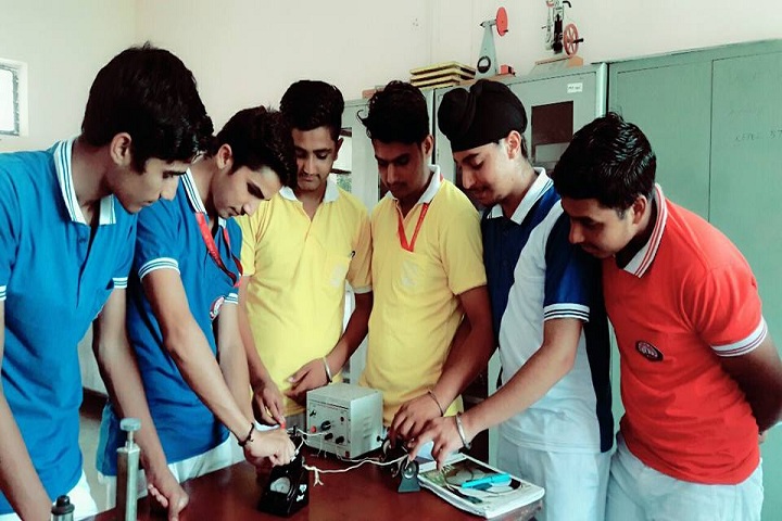 Seth Ramji Dass D A V Centenary Public School-Physics Lab