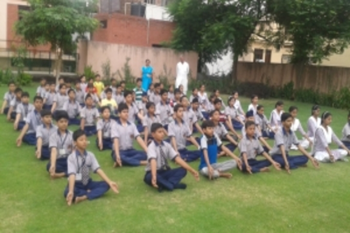 Seth Tek Chand Memorial Public School-Yoga