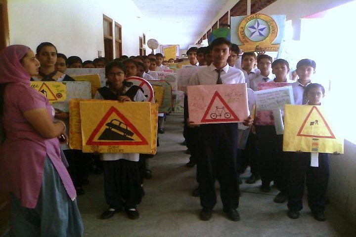 Sheetla Public School-Road Safety Rally