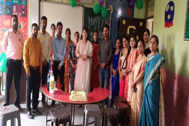 Shivalik Senior Secondary School-Staff