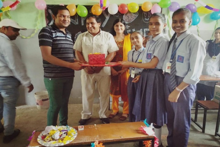 Shivalik Senior Secondary School-Teachers Day