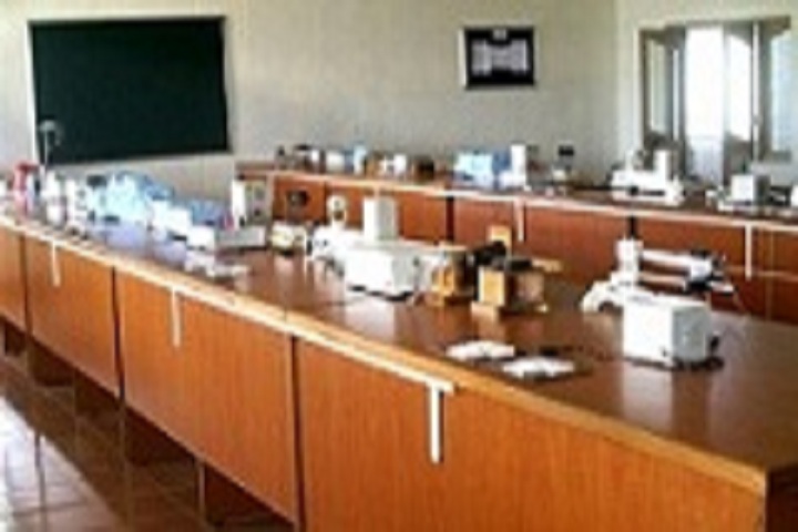 Shree Tyagi Modern Public School-Physics Lab