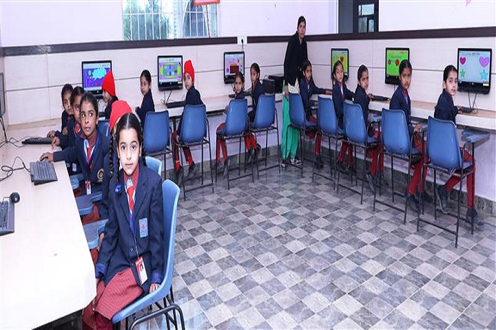 Shri Guru Gobind Singh Convent School-Computer LAb