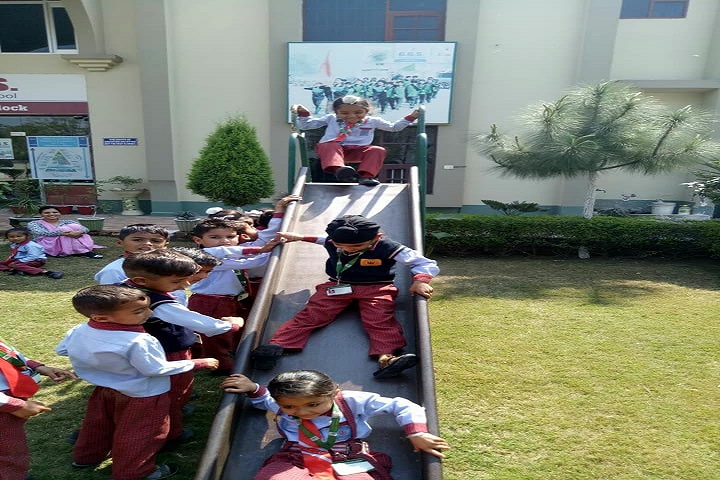 Shri Guru Gobind Singh Convent School-Kids Play Area