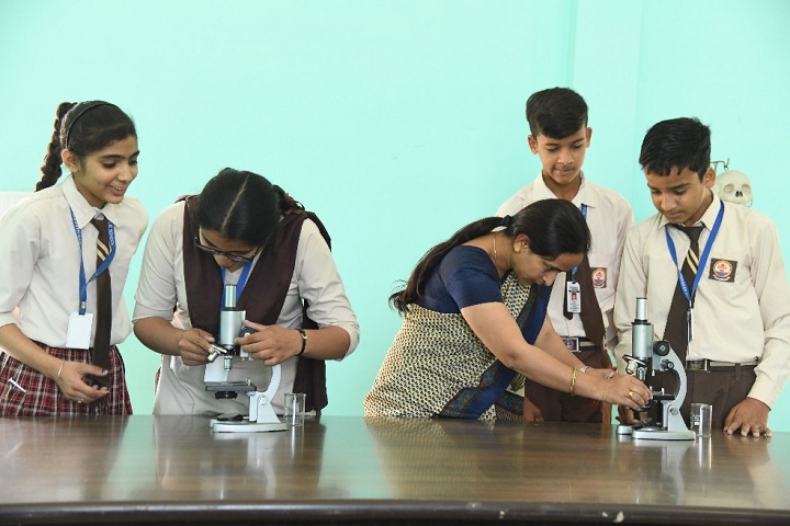 Shri Harkrishan Public School-Biology Lab