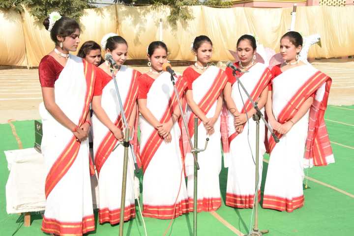 Shri Krishna Parnami Public School-Singing Event