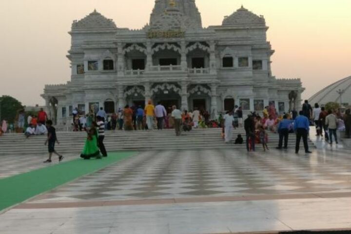 Shri Ram Senior Secondary School-Tour