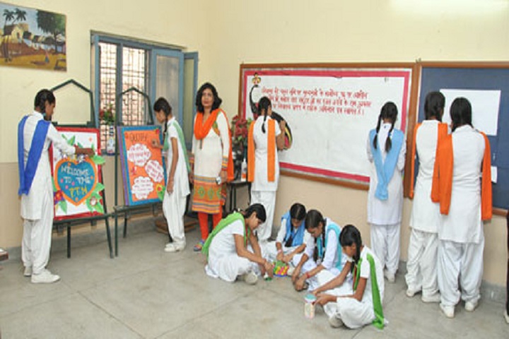Shri Tharu Ram Arya Kanya Uchatam Madhyamik Vidyalaya-Activity Room