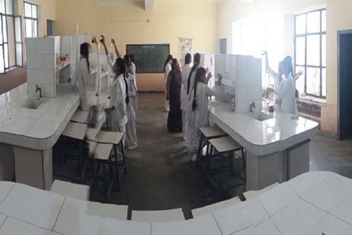 Shri Tharu Ram Arya Kanya Uchatam Madhyamik Vidyalaya-Chemistry Lab
