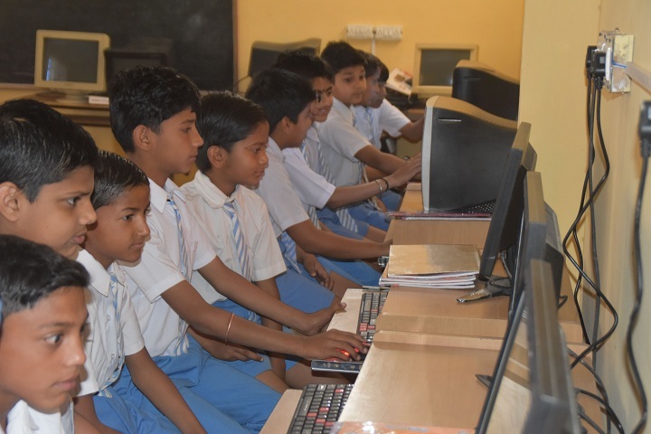 Sir Jawahar Singh Public School-Computer Lab