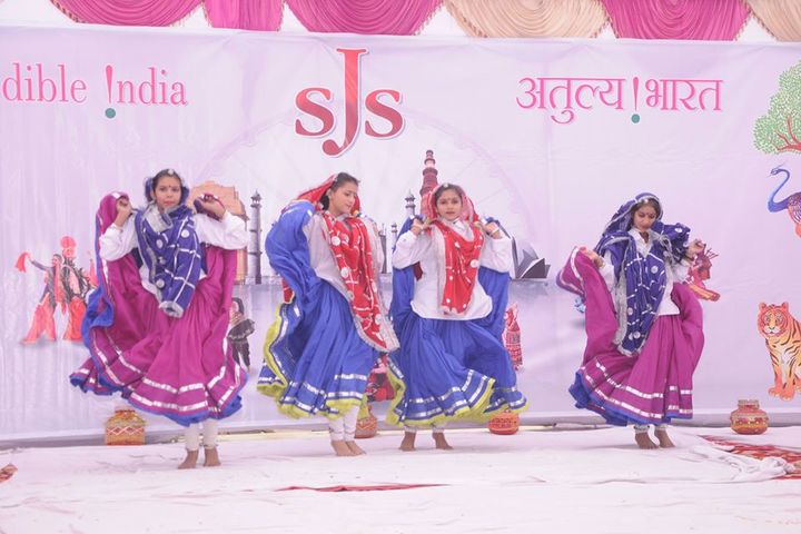 SJS International School-Dancing Activity