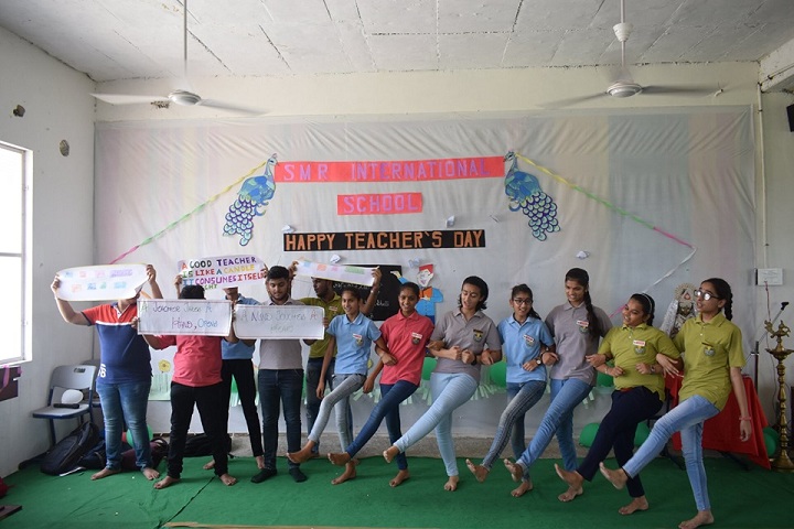 SMR International School-Dance