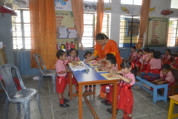 St Xaviers Senior Secondary School-Classroom