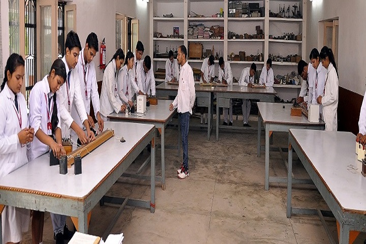 Swami Uma Bharti Senior Secondary Public School-Physic Lab