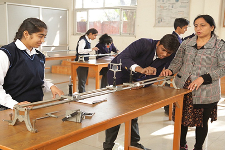 Swami Vivekananda Public School-Physics Lab